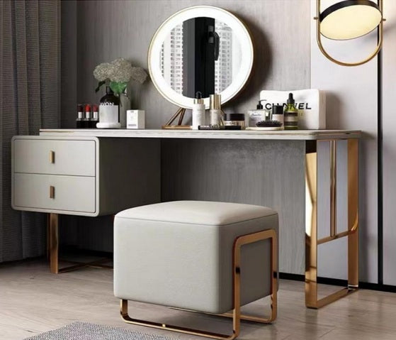 AURA Vanity Table