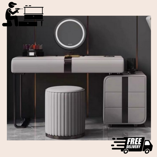 ECLAT Vanity Table